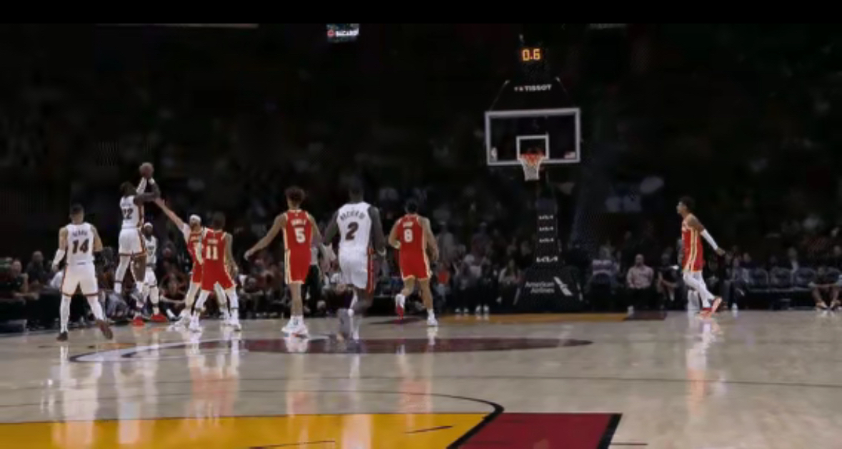 开云体育-包含巴特勒连续十二场比赛得分超过关键助攻，老鹰挑战极限！的词条